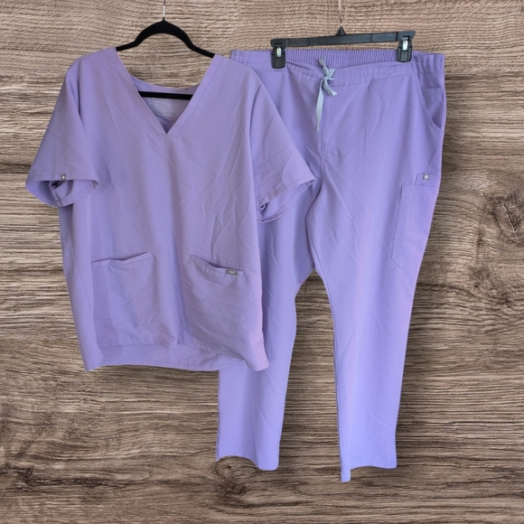 Figs Lilac Scrub Set Casma Top Xl And Kade Cargo XXL - Picture 1 of 5